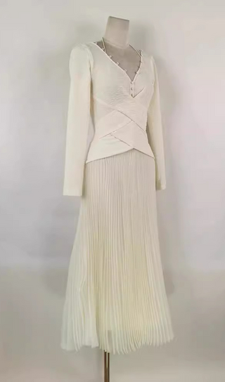 V NECK PLEATED MAXI DRESS IN IVORY