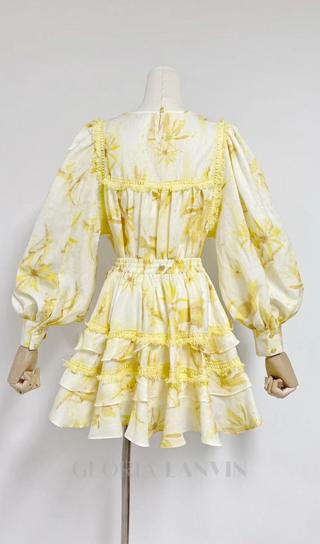 MABEL LAYER TRIM PRINT LANTERN SLEEVE MINI DRESS IN YELLOW