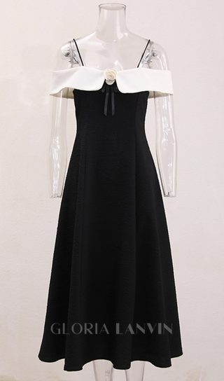 ATALANTA TEXTURED PLEATED SUSPENDER DRESS IN BLACK