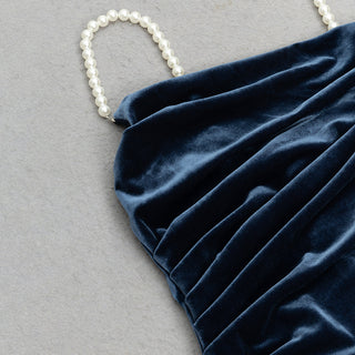 NAVY BEADLESS STRAPLESS VELVET BACKLESS PLEATED MIDI DRESS