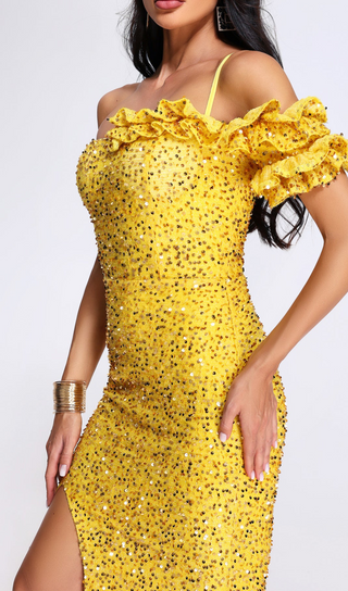 YELLOW ONE SHOULDER SEQUINED SLIT MAXI DRESS