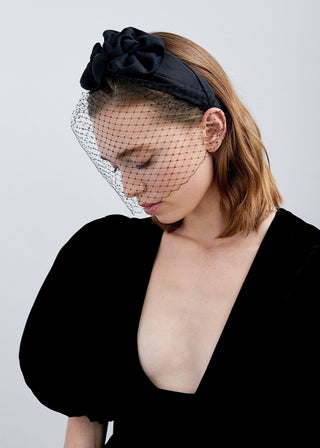 TRIPLE ROSETTE WITH VEIL IN BLACK styleofcb 