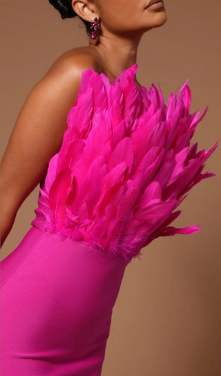 SLEEVELESS BACKLESS FEATHER-DECORATED SLIM MIDI DRESS IN PINK styleofcb 