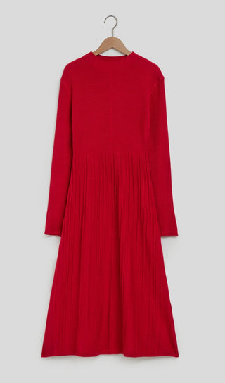 LONG SLEEVE KNIT MIDI DRESS IN RED