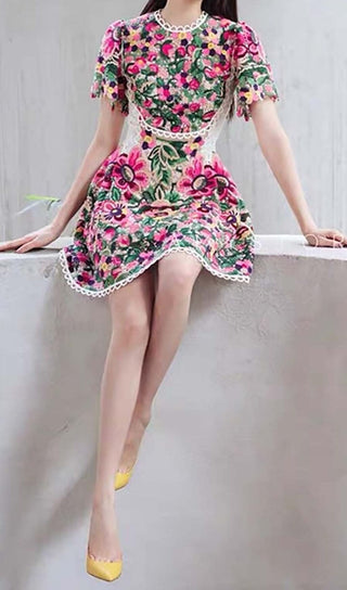 FLORAL-EMBROIDERED LACE DRESS IN LIPSTICK DRESS STYLE OF CB 