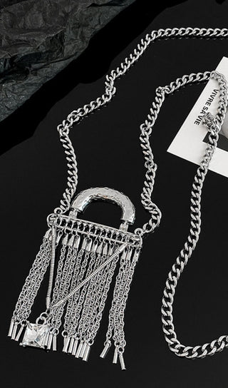 METAL TASSEL CROSSBODY CHAIN BAG